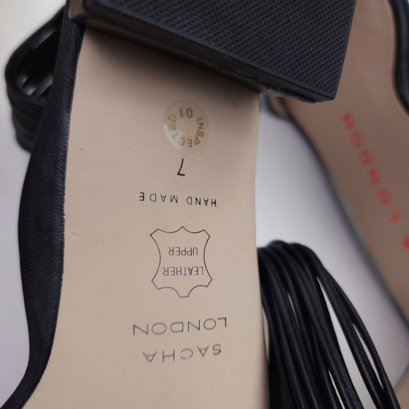 Sacha London Black Low Heel Sandals Flats Sz 7m - Picture 2 of 12